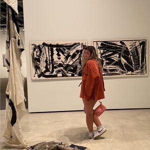 Meet your Posher, Abigail